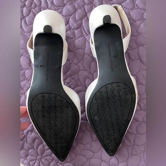 Adrienne Vittadini Champagne Slingback Heels w/ Pearl Embellishment - Picture 3 of 6